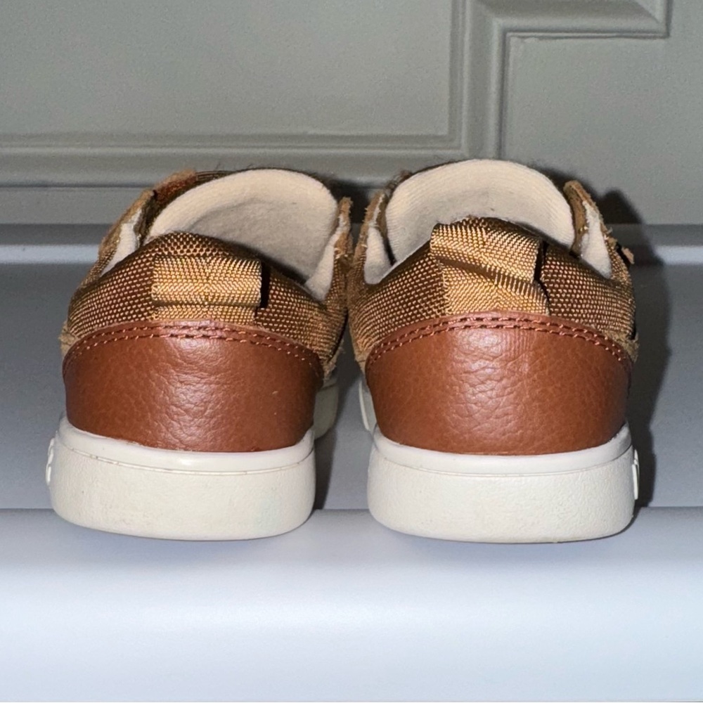 UGG Toddler Rennon Low Shoe - Picture 5 of 7